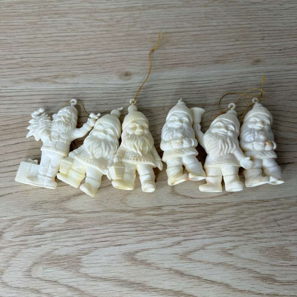 White Gnome Vintage Christmas ornaments‎ Lot Of 6 Plastic Made In Hong Kong
